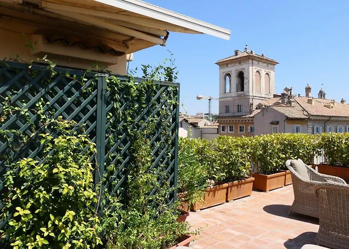 Apartment Palazzo Costaguti Luxury And Terrace Up To 6 *